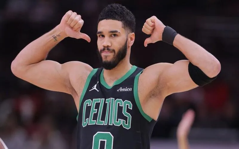 jayson tatum hanh trinh vuon tam cua ngoi sao bong ro nba